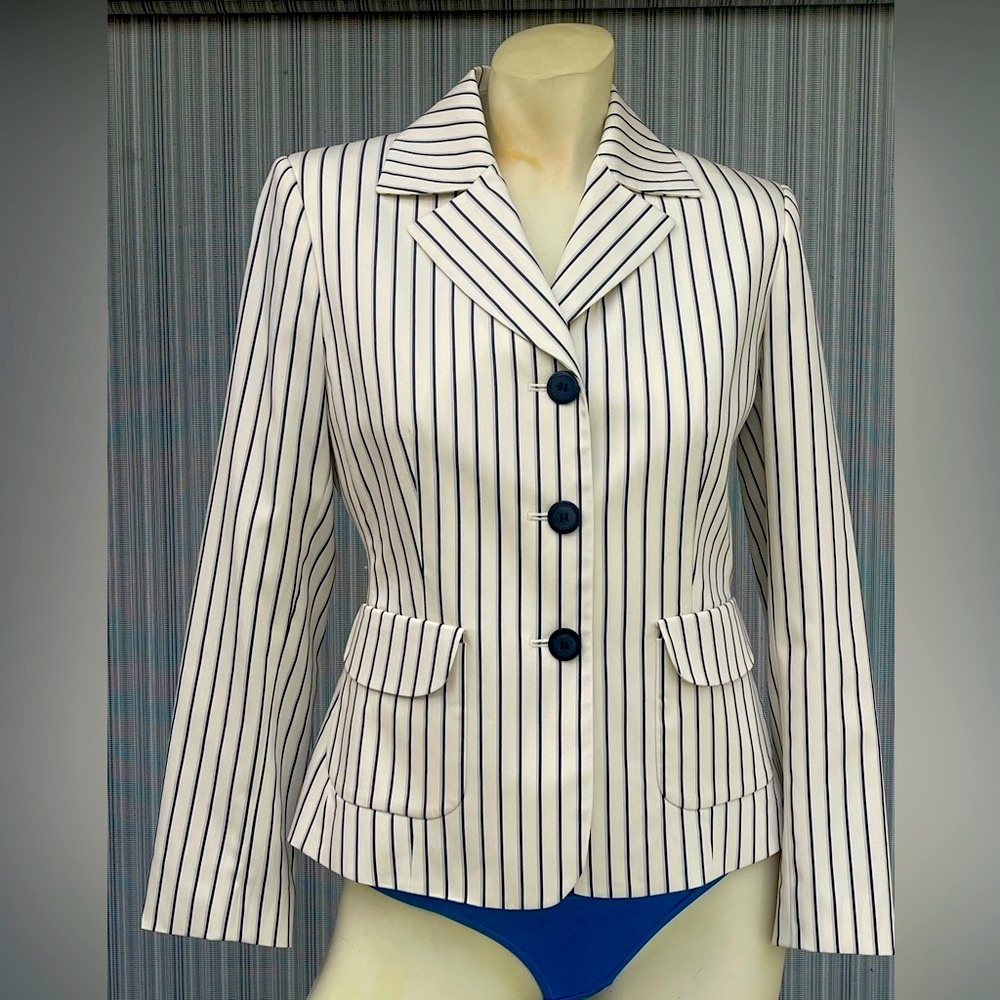 Off White Preppy Kasper Black and White Blazer with Notched Lapel size 2 - Picture 1 of 16